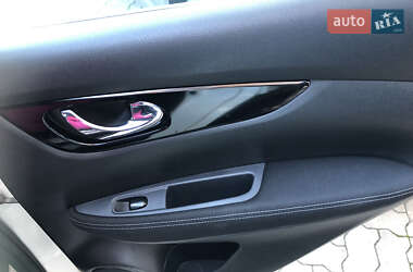 Внедорожник / Кроссовер Nissan Qashqai 2016 в 