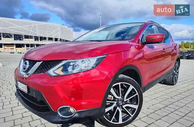 Внедорожник / Кроссовер Nissan Qashqai 2015 в Львове
