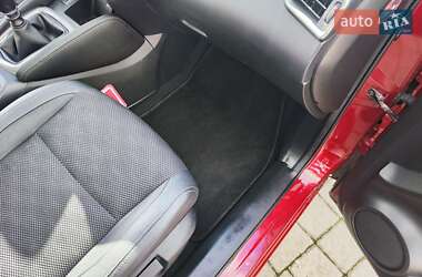 Внедорожник / Кроссовер Nissan Qashqai 2015 в 