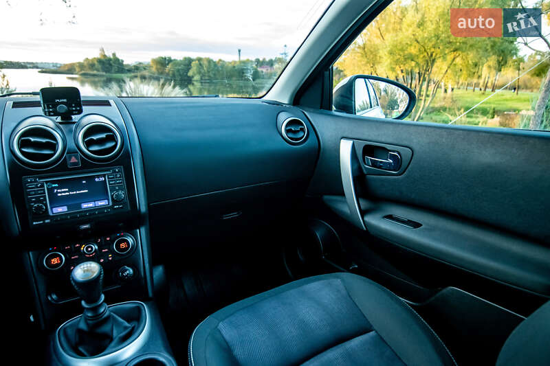 Внедорожник / Кроссовер Nissan Qashqai 2012 в Умани