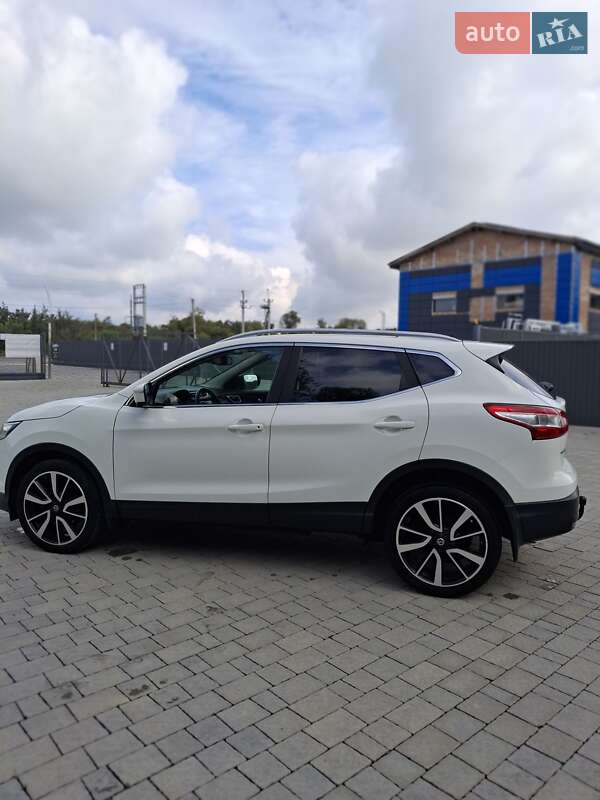 Внедорожник / Кроссовер Nissan Qashqai 2014 в Львове