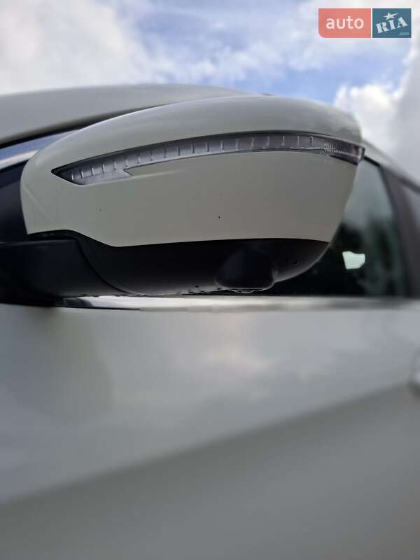 Внедорожник / Кроссовер Nissan Qashqai 2014 в Львове