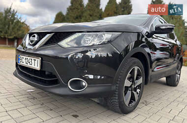Позашляховик / Кросовер Nissan Qashqai 2016 в 