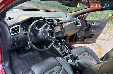 Позашляховик / Кросовер Nissan Qashqai 2018 в 