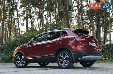 Позашляховик / Кросовер Nissan Qashqai 2018 в 