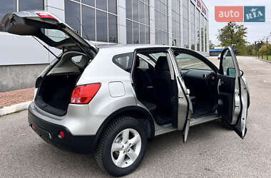 Внедорожник / Кроссовер Nissan Qashqai 2007 в 