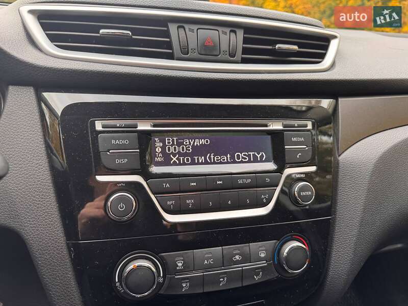 Внедорожник / Кроссовер Nissan Qashqai 2017 в Сумах