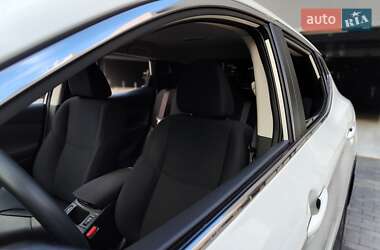 Позашляховик / Кросовер Nissan Qashqai 2019 в 