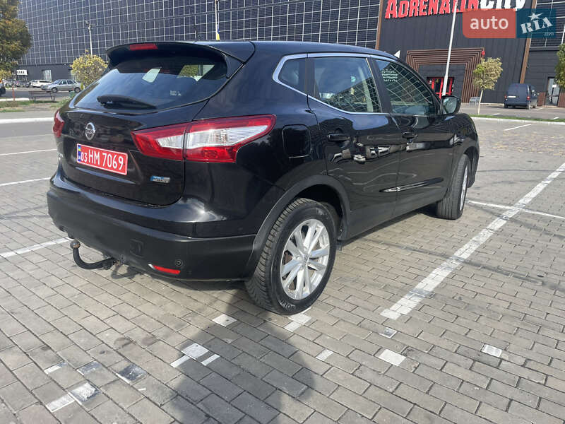 Позашляховик / Кросовер Nissan Qashqai 2014 в Луцьку