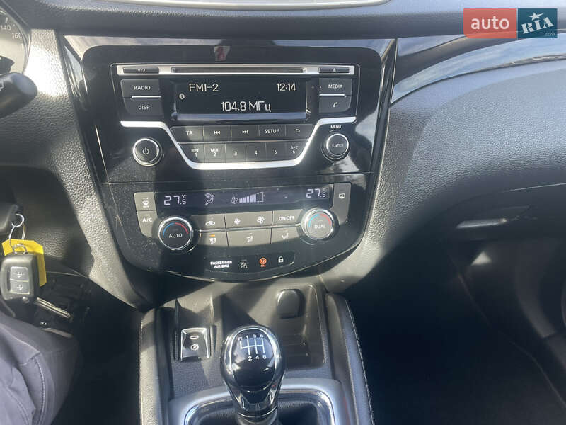 Позашляховик / Кросовер Nissan Qashqai 2014 в Луцьку