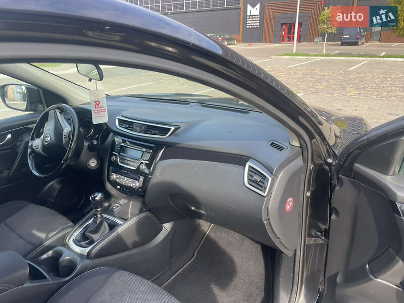 Позашляховик / Кросовер Nissan Qashqai 2014 в Луцьку