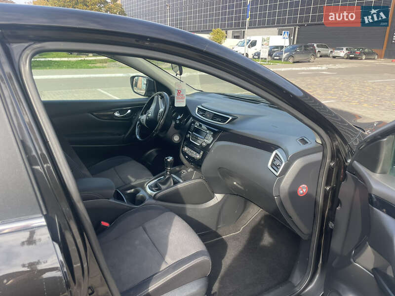Позашляховик / Кросовер Nissan Qashqai 2014 в Луцьку