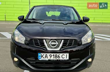 Позашляховик / Кросовер Nissan Qashqai 2013 в 