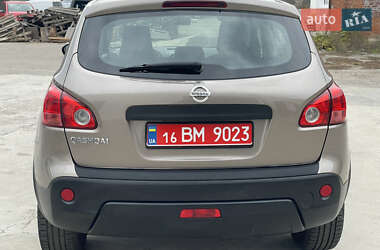 Внедорожник / Кроссовер Nissan Qashqai 2007 в 