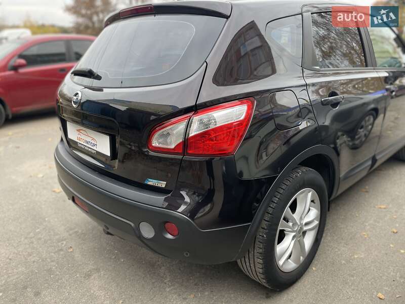 Внедорожник / Кроссовер Nissan Qashqai 2010 в Сумах