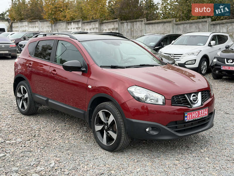 Внедорожник / Кроссовер Nissan Qashqai 2013 в Ровно