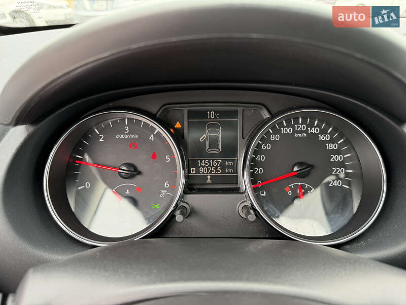 Внедорожник / Кроссовер Nissan Qashqai 2013 в Ровно
