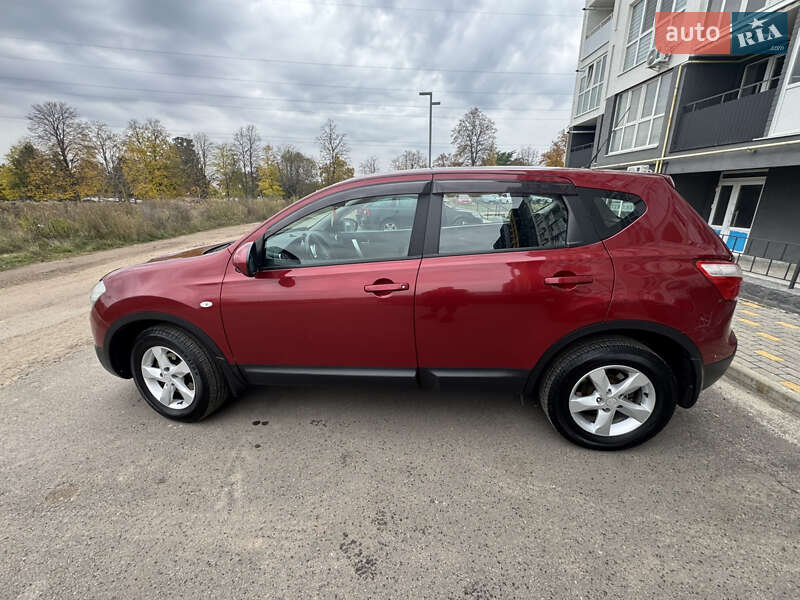 Позашляховик / Кросовер Nissan Qashqai 2010 в Чернігові
