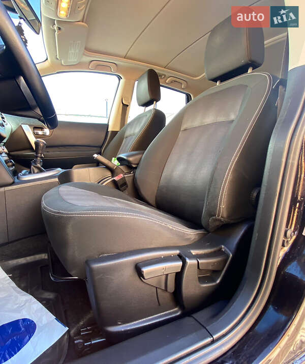 Внедорожник / Кроссовер Nissan Qashqai 2012 в Ровно фото 19 Внедорожник / Кроссовер Nissan Qashqai 2012 в Ровно