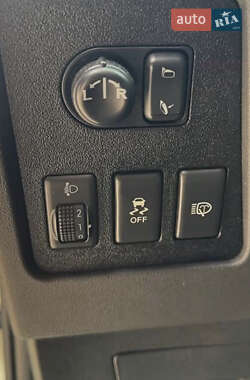 Внедорожник / Кроссовер Nissan Qashqai 2011 в 