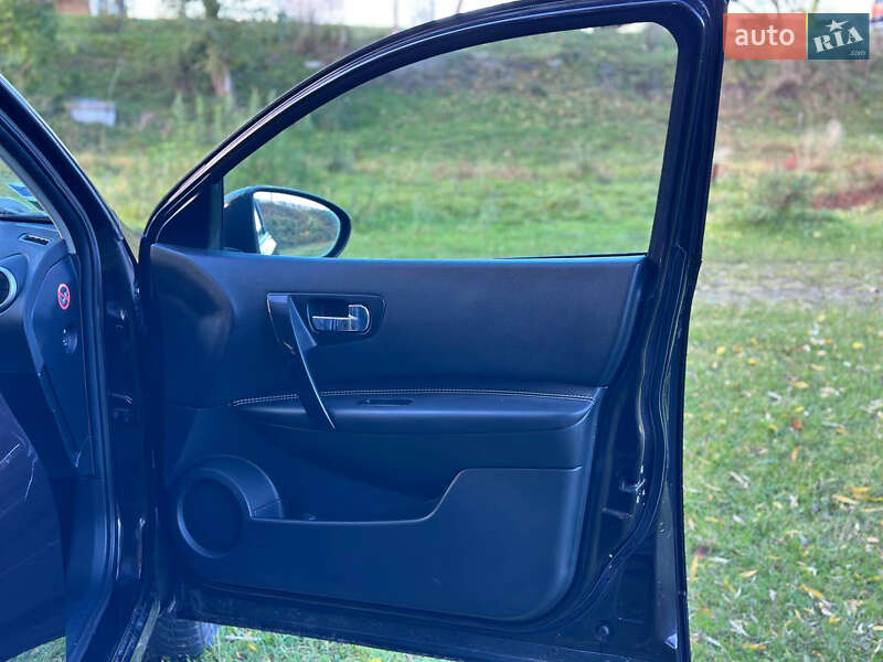 Внедорожник / Кроссовер Nissan Qashqai 2013 в Самборе фото 42 Внедорожник / Кроссовер Nissan Qashqai 2013 в Самборе
