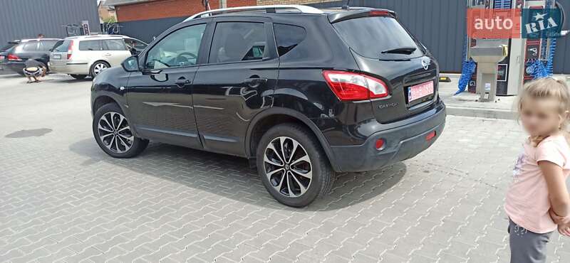 Внедорожник / Кроссовер Nissan Qashqai 2012 в Луцке