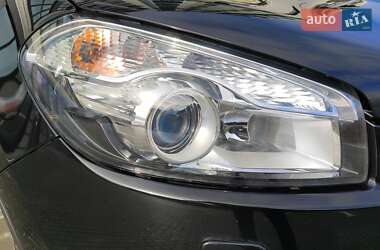 Внедорожник / Кроссовер Nissan Qashqai 2011 в 