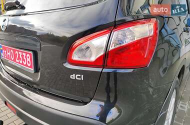 Внедорожник / Кроссовер Nissan Qashqai 2011 в 