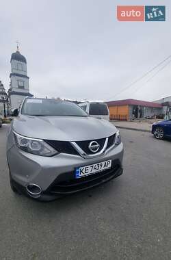 Внедорожник / Кроссовер Nissan Qashqai 2015 в Новомосковске