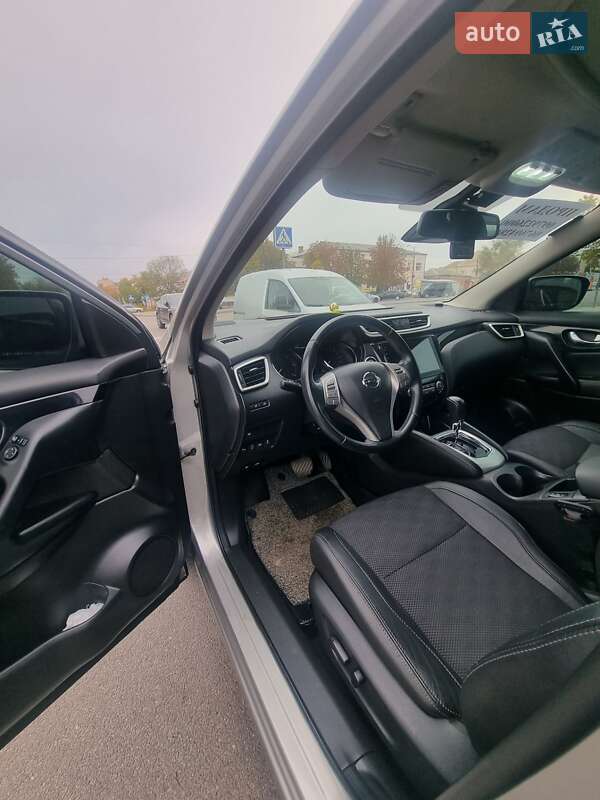 Внедорожник / Кроссовер Nissan Qashqai 2015 в Новомосковске