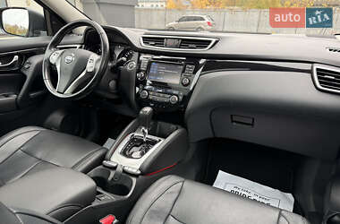 Внедорожник / Кроссовер Nissan Qashqai 2015 в 