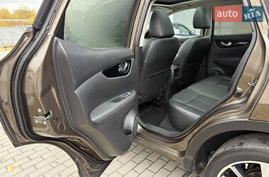 Внедорожник / Кроссовер Nissan Qashqai 2015 в 