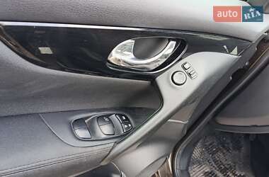 Внедорожник / Кроссовер Nissan Qashqai 2014 в 