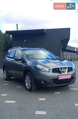 Позашляховик / Кросовер Nissan Qashqai 2011 в 