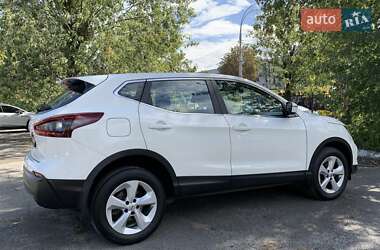 Внедорожник / Кроссовер Nissan Qashqai 2021 в 