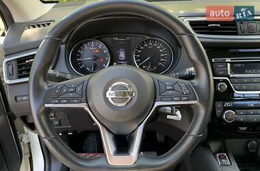 Внедорожник / Кроссовер Nissan Qashqai 2021 в 