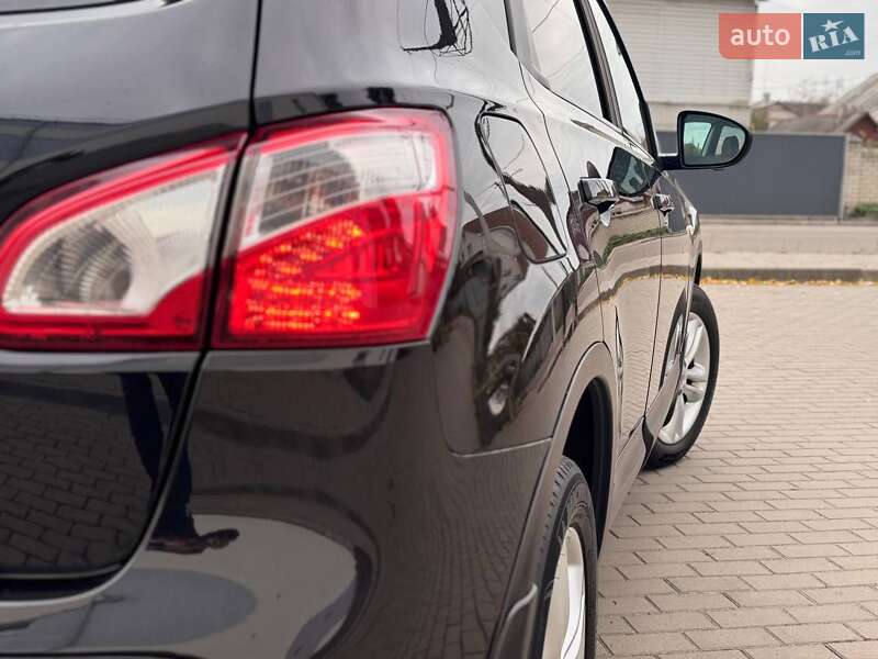 Позашляховик / Кросовер Nissan Qashqai 2013 в Житомирі фото 2 Позашляховик / Кросовер Nissan Qashqai 2013 в Житомирі
