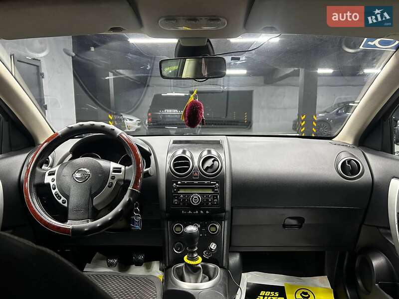 Внедорожник / Кроссовер Nissan Qashqai 2009 в Черновцах