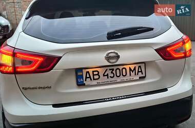 Внедорожник / Кроссовер Nissan Qashqai 2014 в 