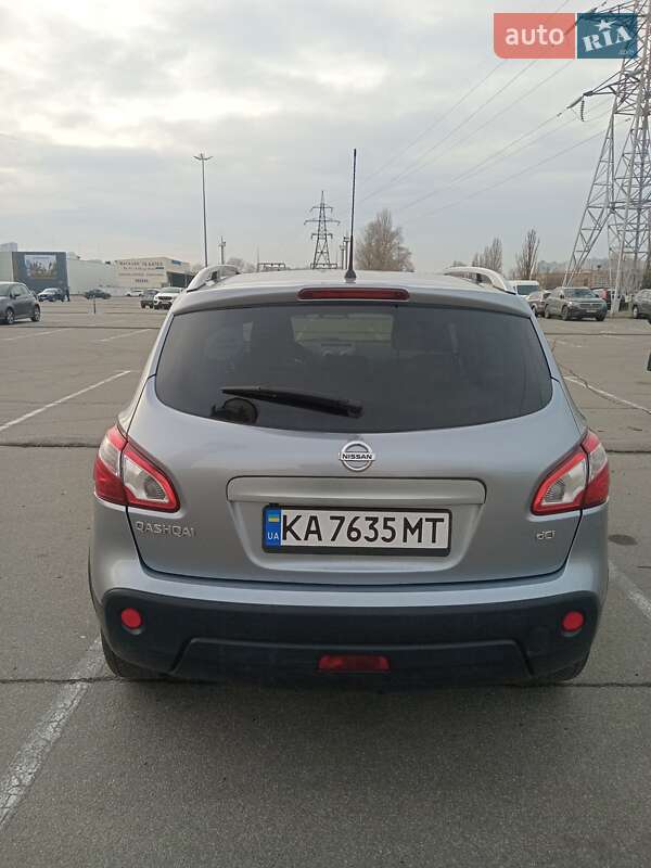 Внедорожник / Кроссовер Nissan Qashqai 2012 в Киеве