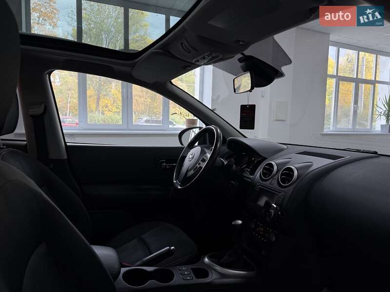 Внедорожник / Кроссовер Nissan Qashqai 2010 в Полтаве