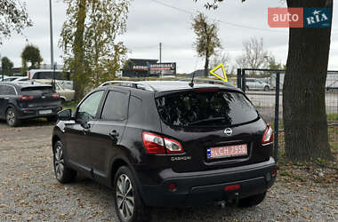 Внедорожник / Кроссовер Nissan Qashqai 2010 в 