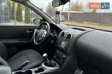 Внедорожник / Кроссовер Nissan Qashqai 2010 в 