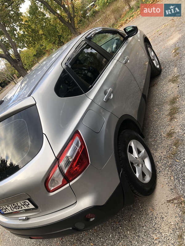 Внедорожник / Кроссовер Nissan Qashqai 2010 в Одессе