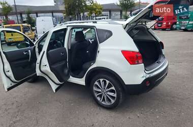 Внедорожник / Кроссовер Nissan Qashqai 2010 в 
