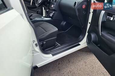 Внедорожник / Кроссовер Nissan Qashqai 2010 в 