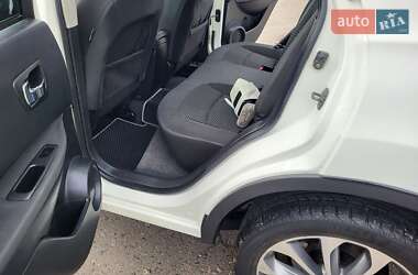 Внедорожник / Кроссовер Nissan Qashqai 2010 в 