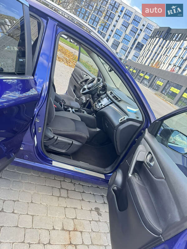 Внедорожник / Кроссовер Nissan Qashqai 2017 в Ивано-Франковске фото 20 Внедорожник / Кроссовер Nissan Qashqai 2017 в Ивано-Франковске