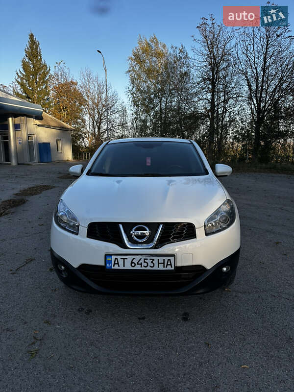 Внедорожник / Кроссовер Nissan Qashqai 2010 в Кицмани фото 3 Внедорожник / Кроссовер Nissan Qashqai 2010 в Кицмани