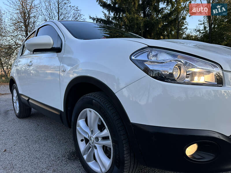 Внедорожник / Кроссовер Nissan Qashqai 2010 в Кицмани фото 10 Внедорожник / Кроссовер Nissan Qashqai 2010 в Кицмани